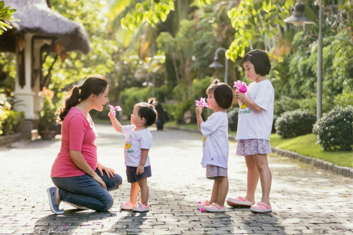 Bị 'đá xéo' về chuyện sinh nhiều con, nữ MC đài VTV thâm thúy đáp trả Ảnh 7