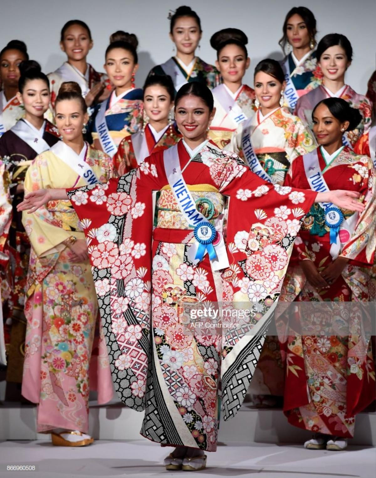 Miss International 10 năm: 2 người đẹp 'dính lời nguyền' Miss Visit Japan, Trúc Diễm - Thúy Vân - Tường San in-top Ảnh 13