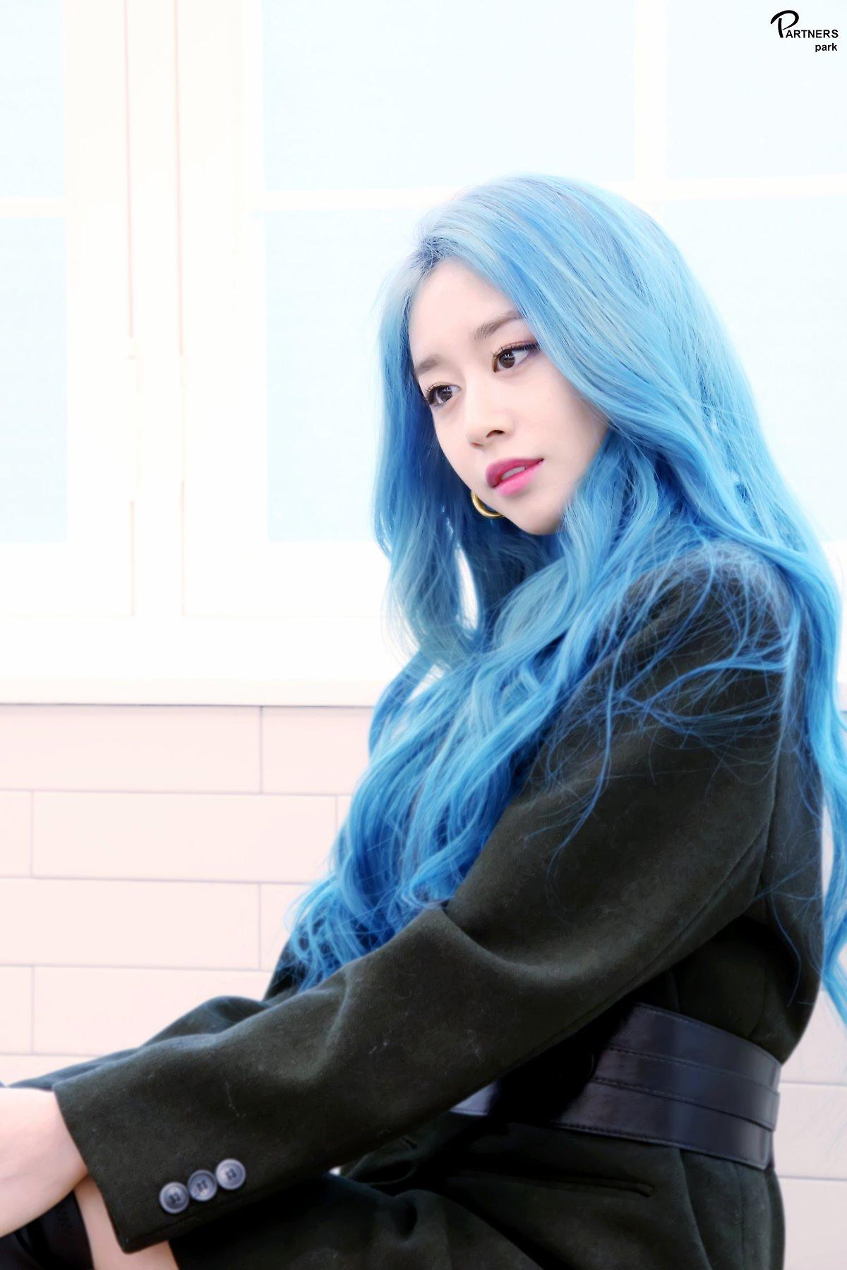 Park Ji Yeon (T-ARA) hóa công chúa Disney bản thực khiến dân tình bấn loạn Ảnh 6