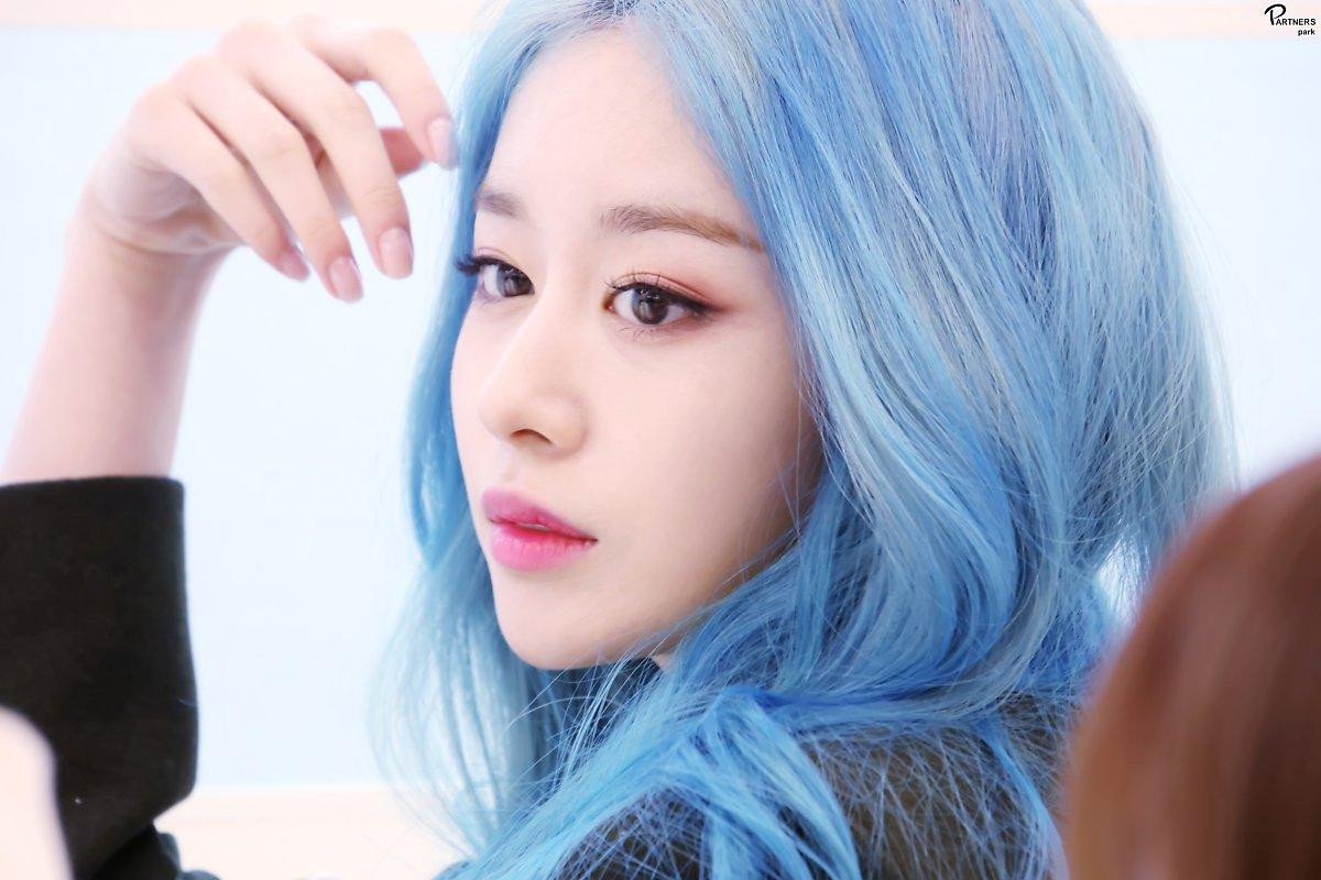 Park Ji Yeon (T-ARA) hóa công chúa Disney bản thực khiến dân tình bấn loạn Ảnh 9