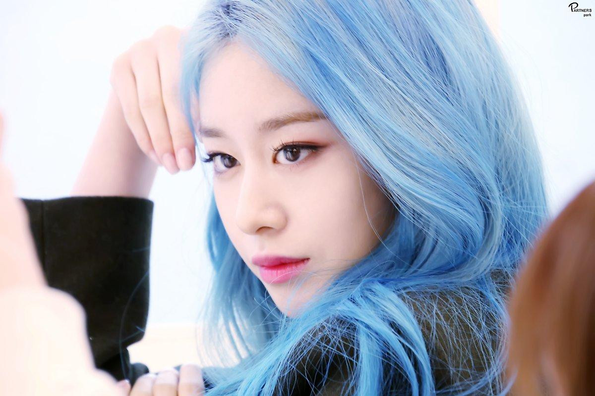 Park Ji Yeon (T-ARA) hóa công chúa Disney bản thực khiến dân tình bấn loạn Ảnh 10