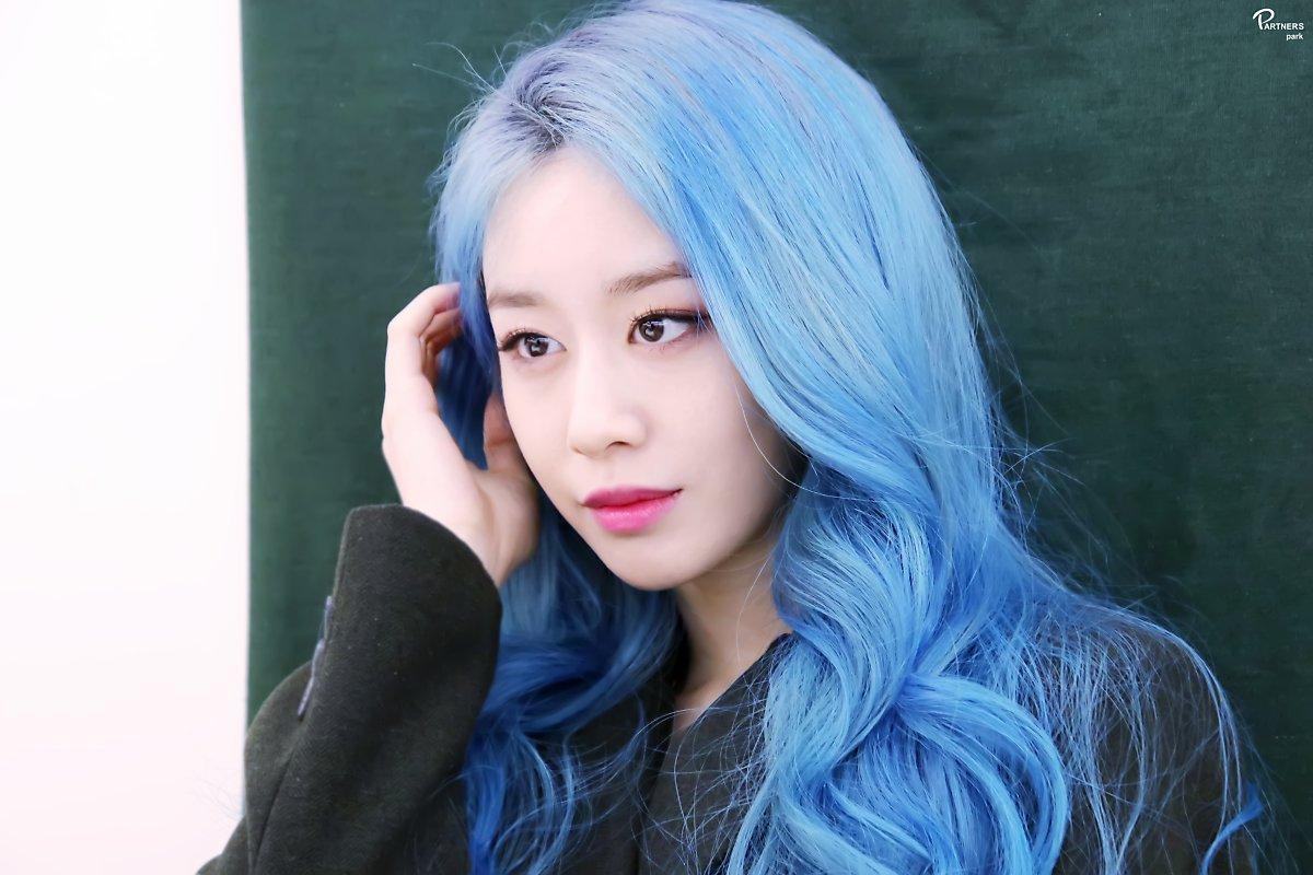 Park Ji Yeon (T-ARA) hóa công chúa Disney bản thực khiến dân tình bấn loạn Ảnh 21