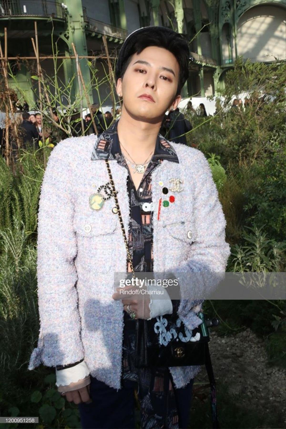 Hoàng tử thời trang G-Dragon phủ sóng toàn cầu khi dự show Chanel được Vogue ca ngợi hết lời Ảnh 1