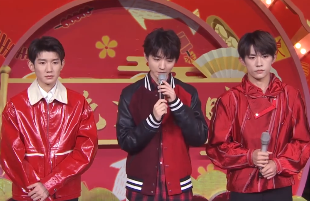 Ba thành viên TFBOYS cùng nhau tiếp nhận phỏng vấn trước ngày tiến hành Xuân Vãn 2020 Ảnh 3