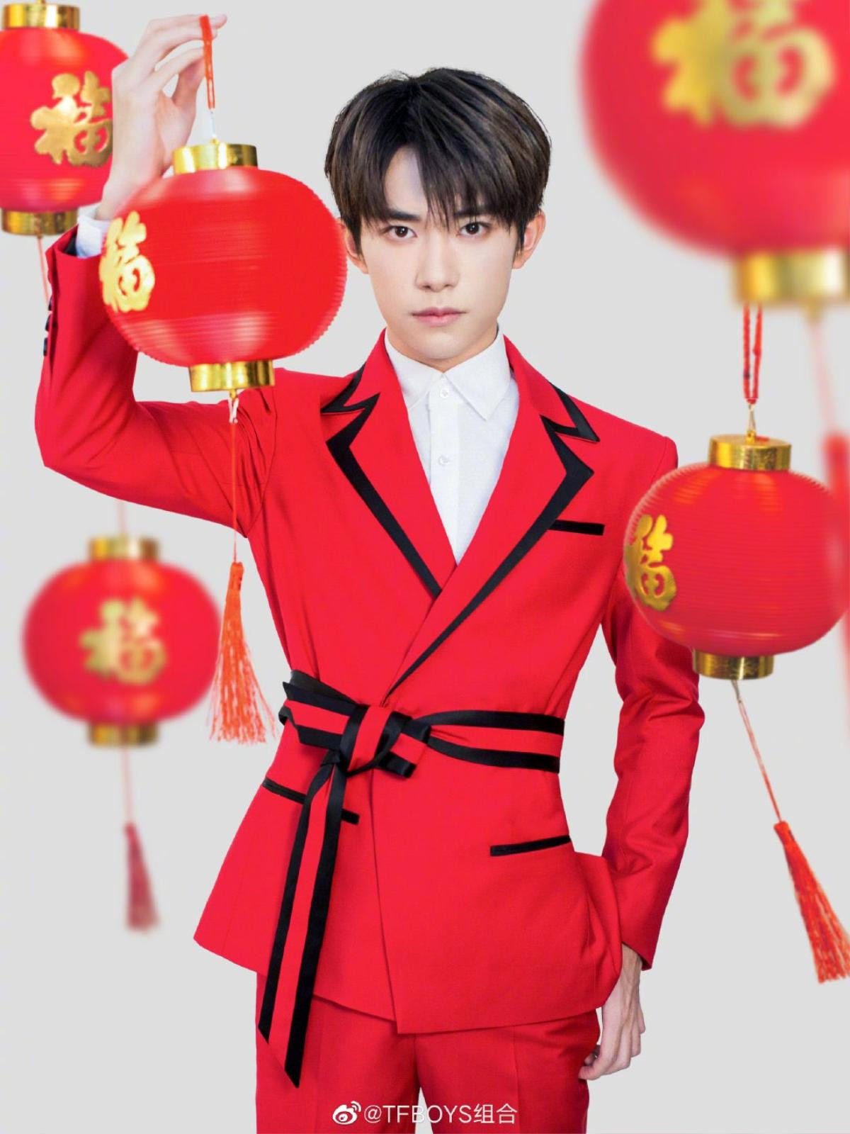 Bộ ảnh đẹp lung linh của TFBOYS, Tiêu Chiến, Dương Tử cùng loạt sao Cbiz tại 'Xuân Vãn CCTV 2020' Ảnh 8