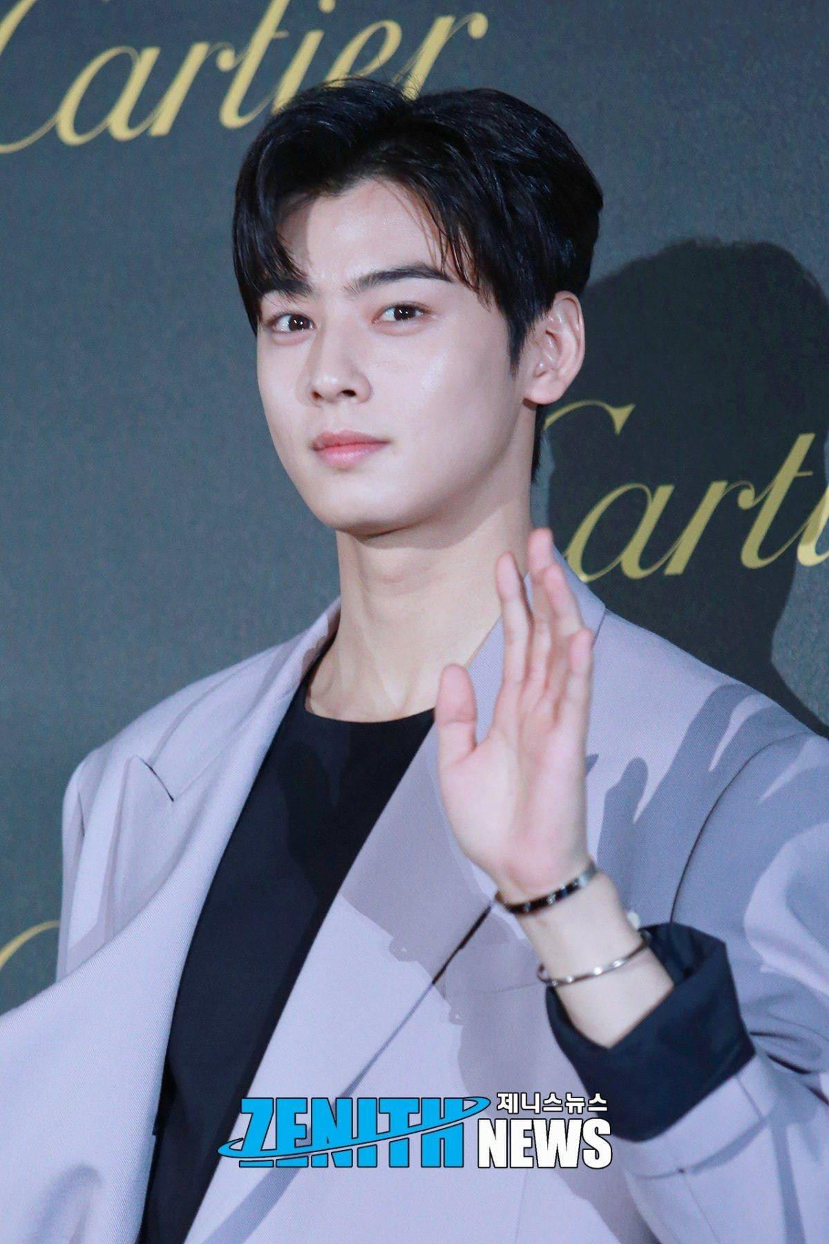 Cha Eun Woo: 'Say nắng' Shin Min Ah mà không sợ Kim Woo Bin ghen, nói về cậu em trai ruột 'xinh xẻo' Ảnh 5