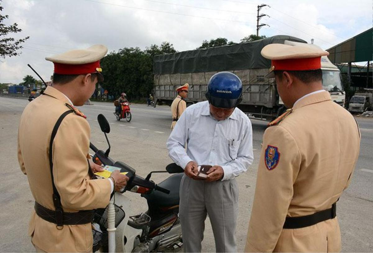 Mùng 3 Tết Canh Tý: 19 người chết, 43 người bị thương do tai nạn giao thông Ảnh 1