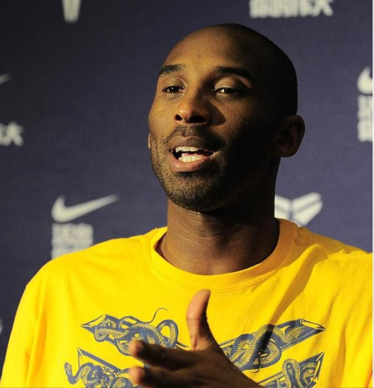 Bức ảnh Kobe Bryant và Cao Dĩ Tường chụp với nhau gây xúc động: Hy vọng cùng Cát Triết lập đội bóng rổ thiên đường mạnh nhất Ảnh 7