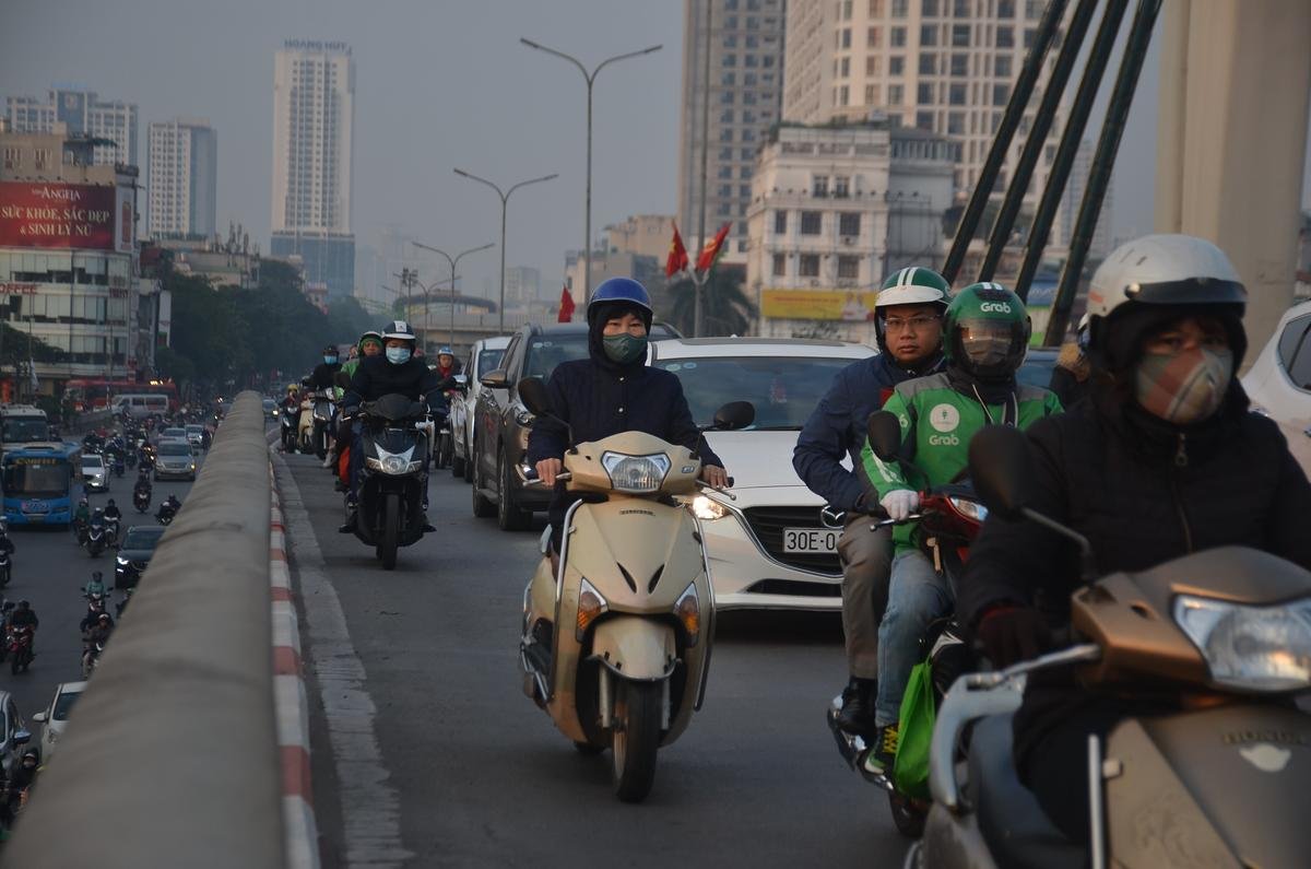 Ngày đầu tiên đi làm năm Canh Tý: Giao thông Hà Nội thông thoáng đến bất ngờ Ảnh 7