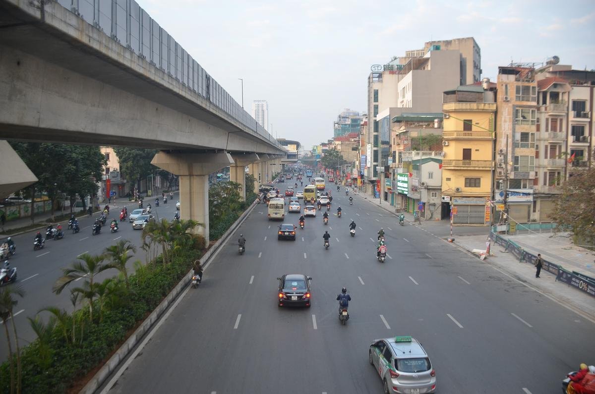 Ngày đầu tiên đi làm năm Canh Tý: Giao thông Hà Nội thông thoáng đến bất ngờ Ảnh 10