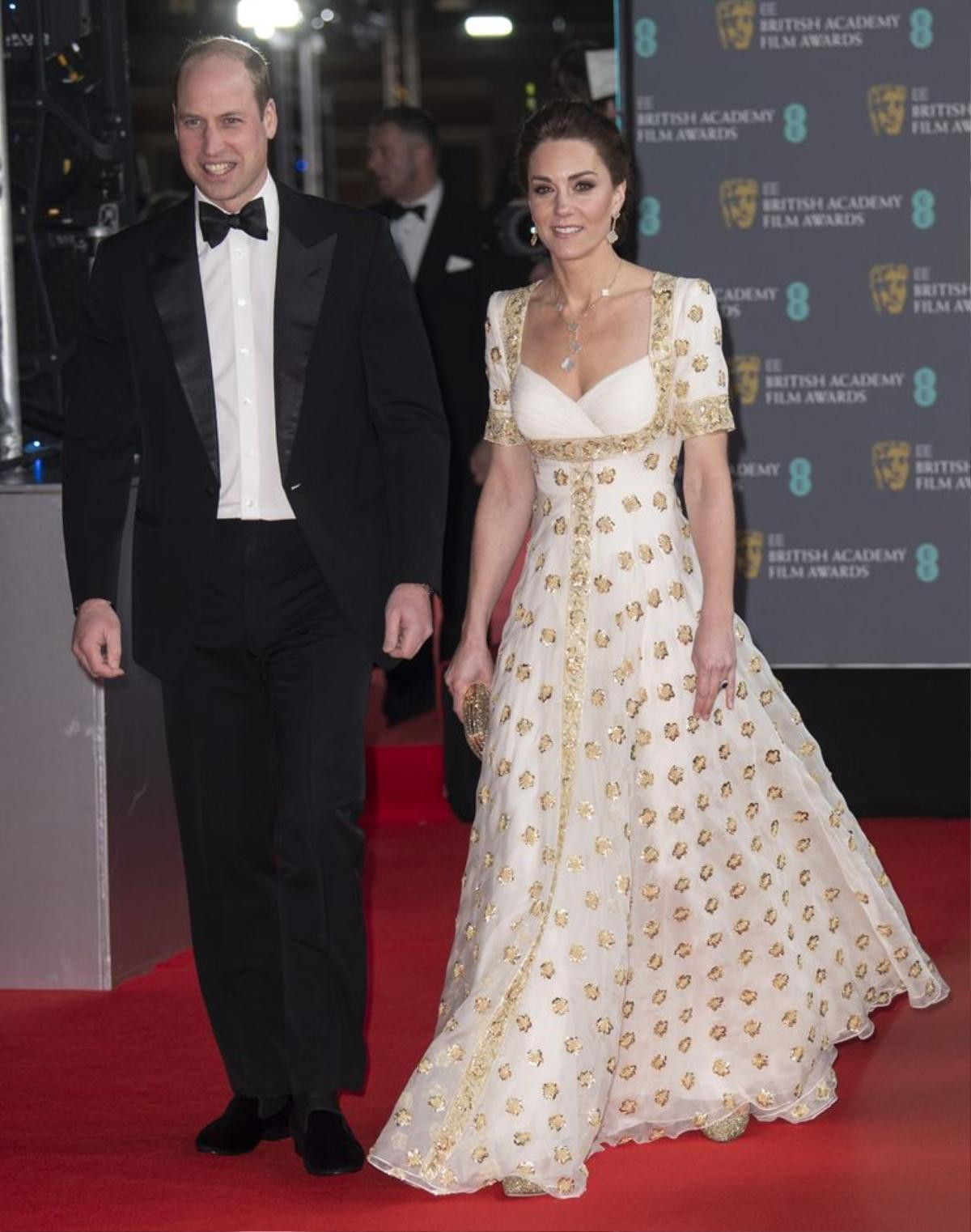 Là công nương nhưng vẫn tiết kiệm, Kate Middleton mặc lại váy từ năm 2012 đến BAFTAs 2020 Ảnh 5