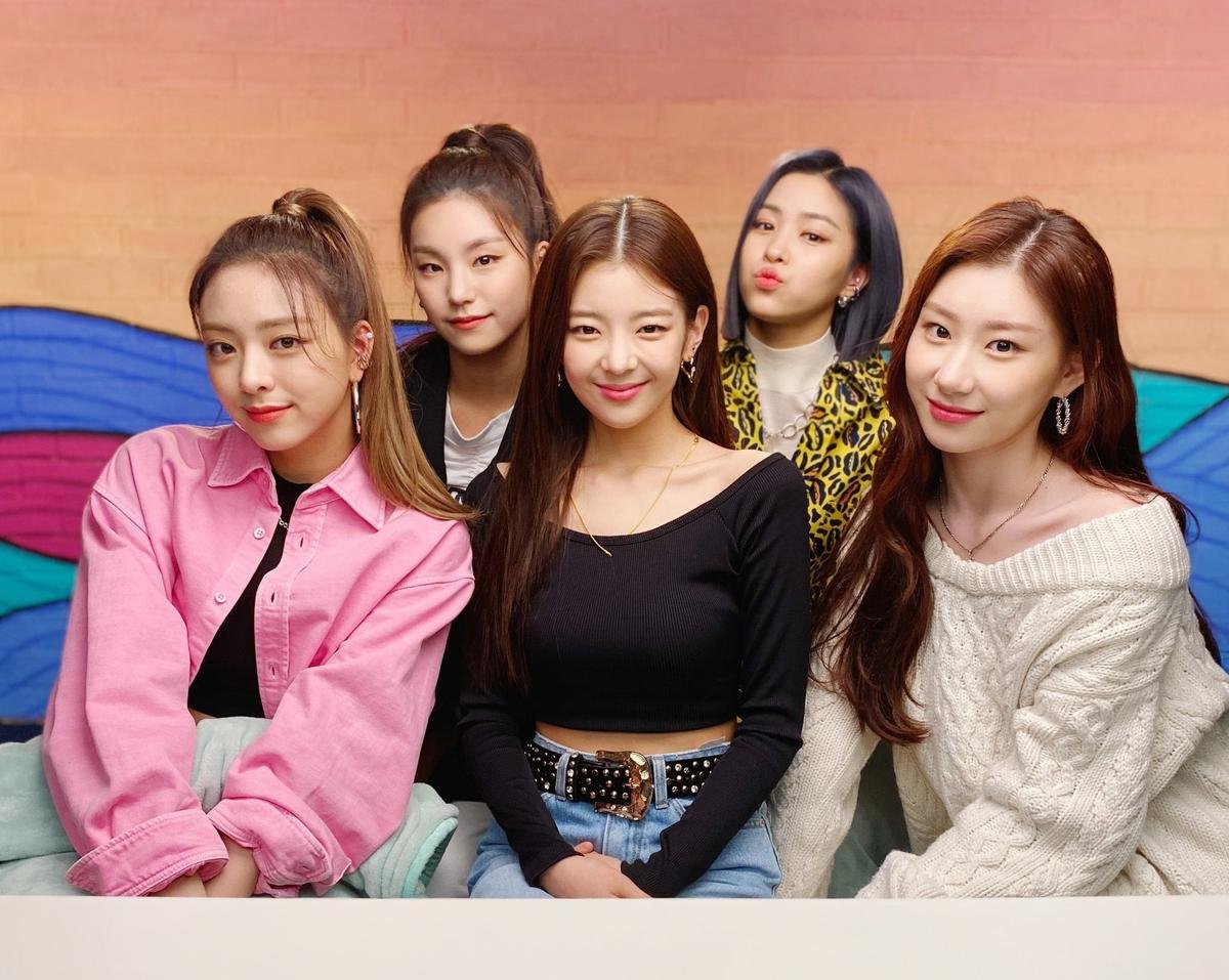 ITZY thực hiện thử thách ‘Try not to sing along’ thất bại toàn tập nhưng lại 'vớt vát' được điều này! Ảnh 2