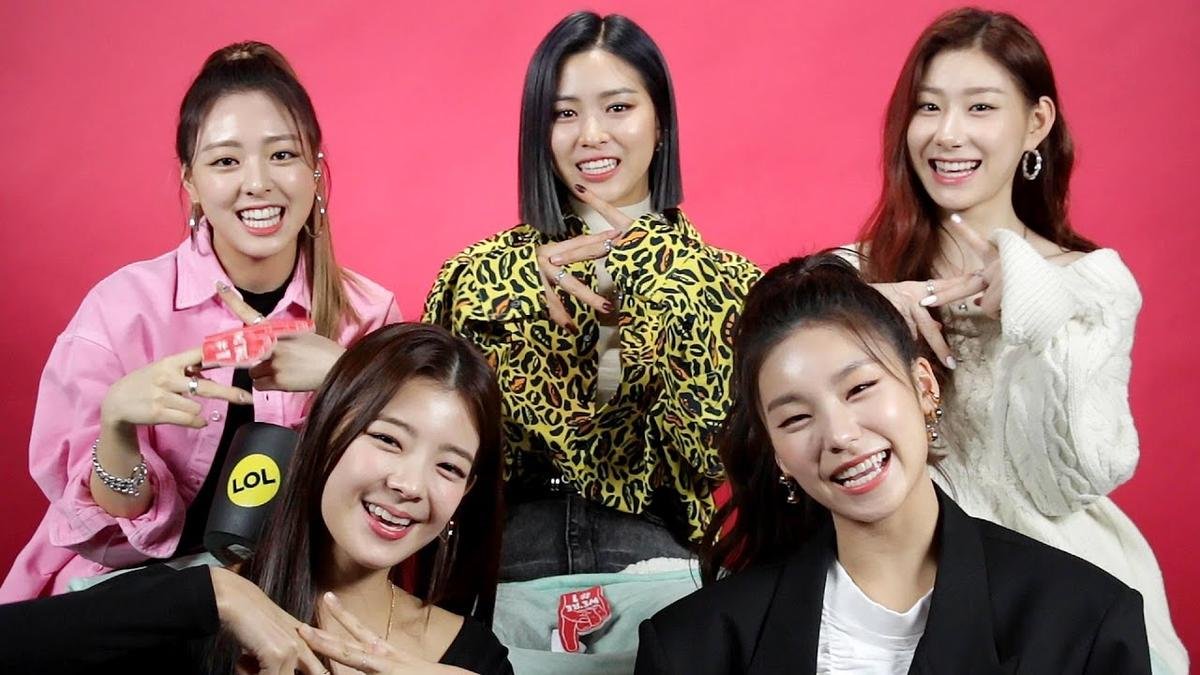 ITZY thực hiện thử thách ‘Try not to sing along’ thất bại toàn tập nhưng lại 'vớt vát' được điều này! Ảnh 3