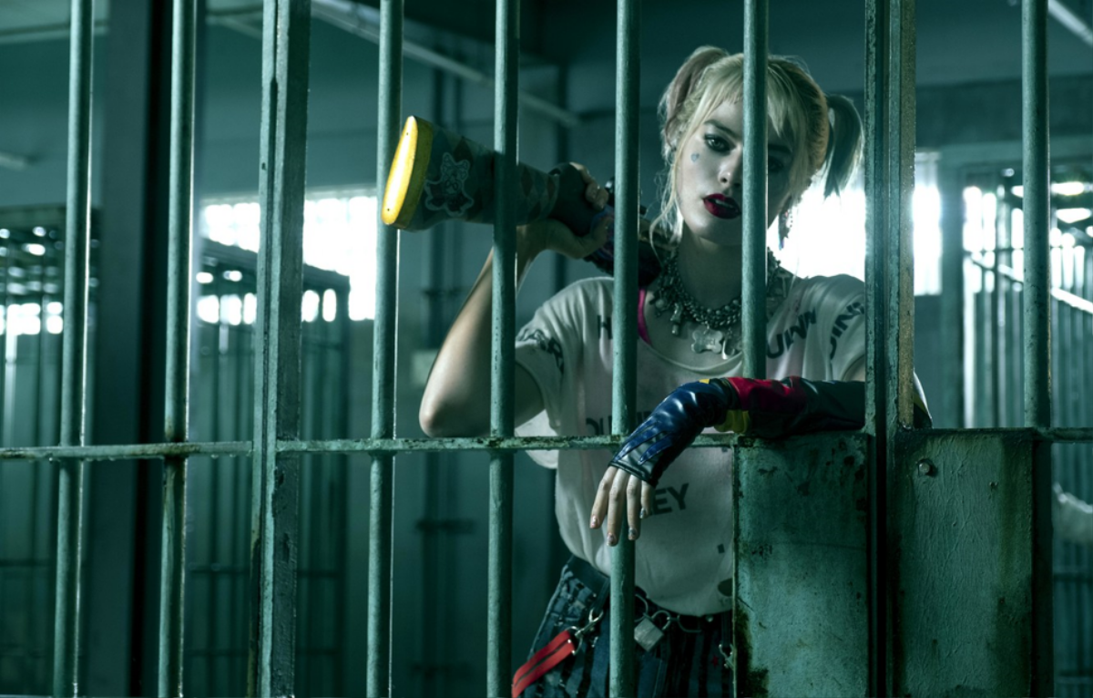 'Birds of Prey': Cuộc lột xác điên loạn và màu mè của 'chị đẹp' Harley Quinn Ảnh 7