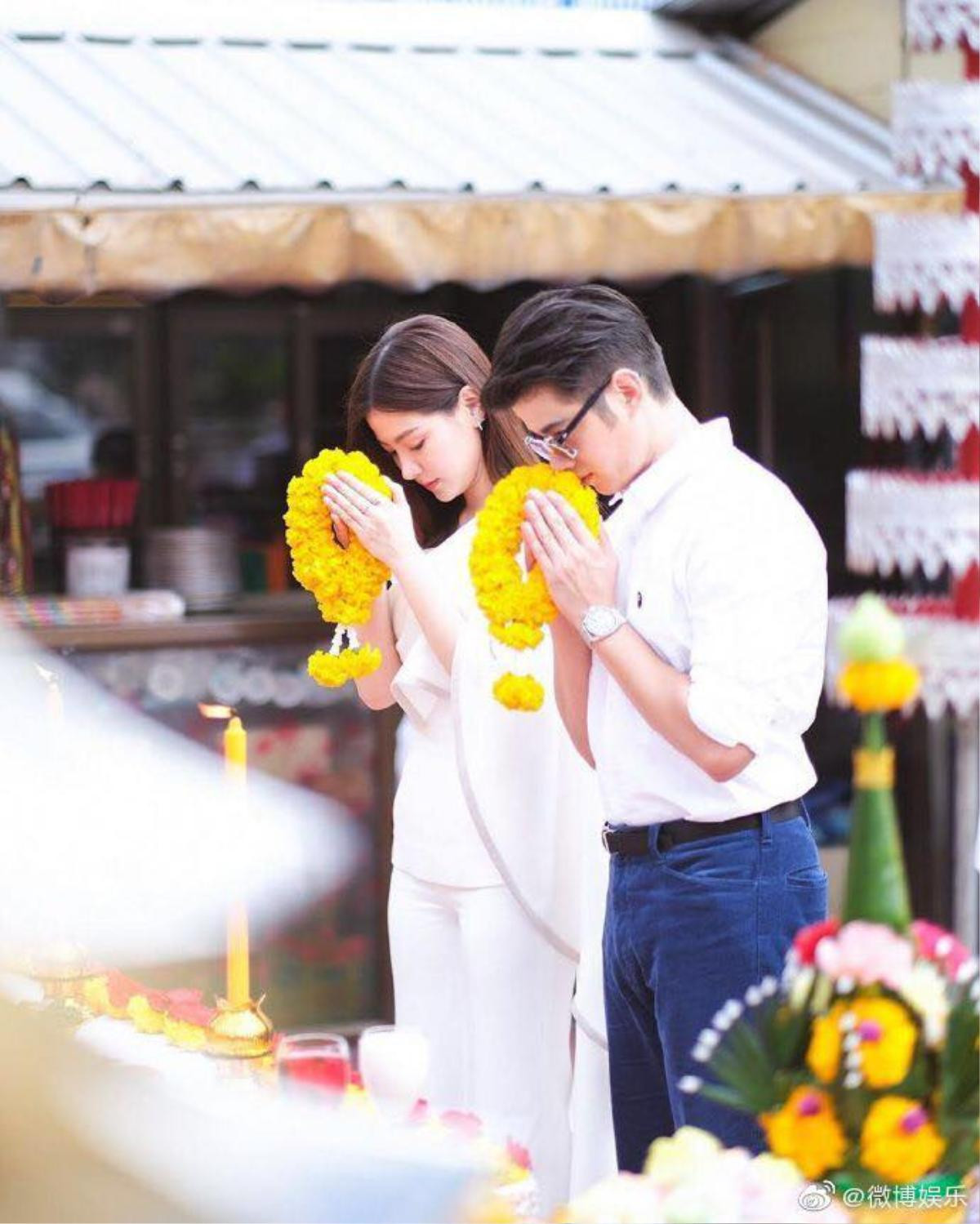 Baifern Pimchanok xinh đẹp sánh đôi cùng 'người tình 10 năm' Mario Maurer tại lễ khai máy phim điện ảnh 'Laser Candy' Ảnh 10