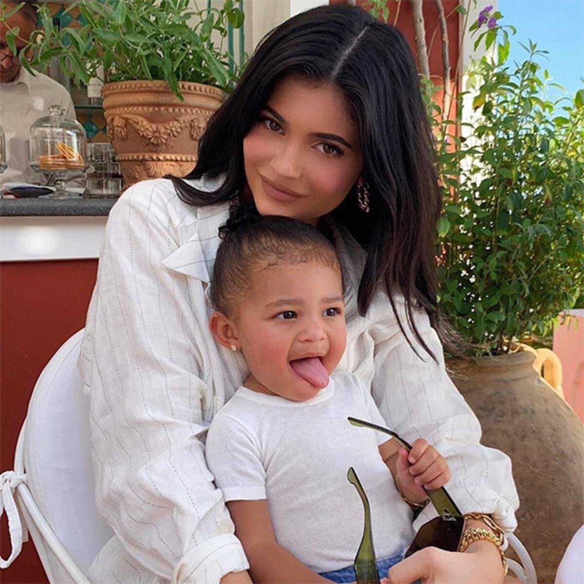 Mặc dù hạt cung cấp nhiều dinh dưỡng, Kylie Jenner không bao giờ ăn vì lý do này Ảnh 1