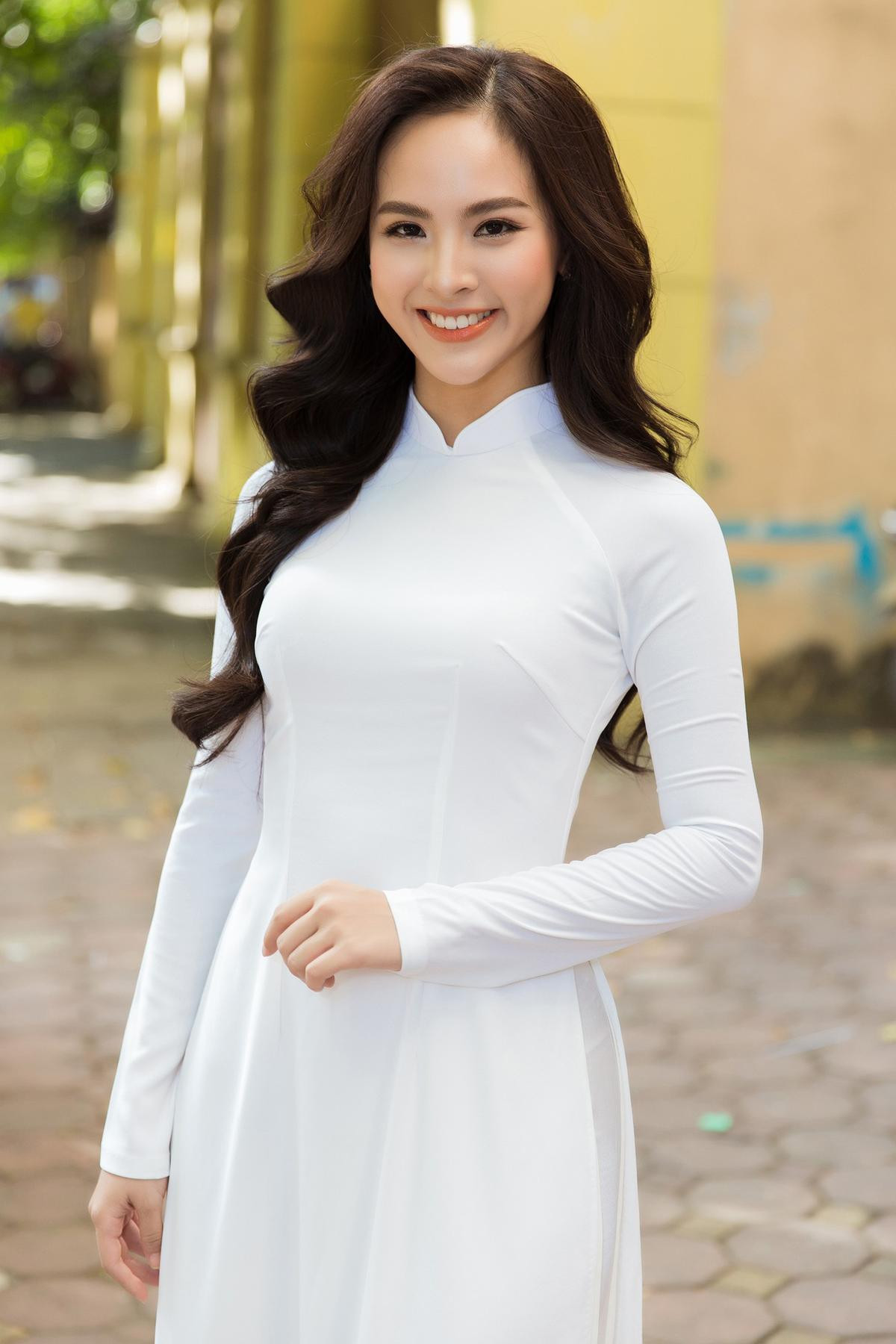 Top 10 ứng viên 'nặng kí' Miss Charm 2020: Quỳnh Nga không lép vế trước dàn mỹ nhân siêu gợi cảm Ảnh 24