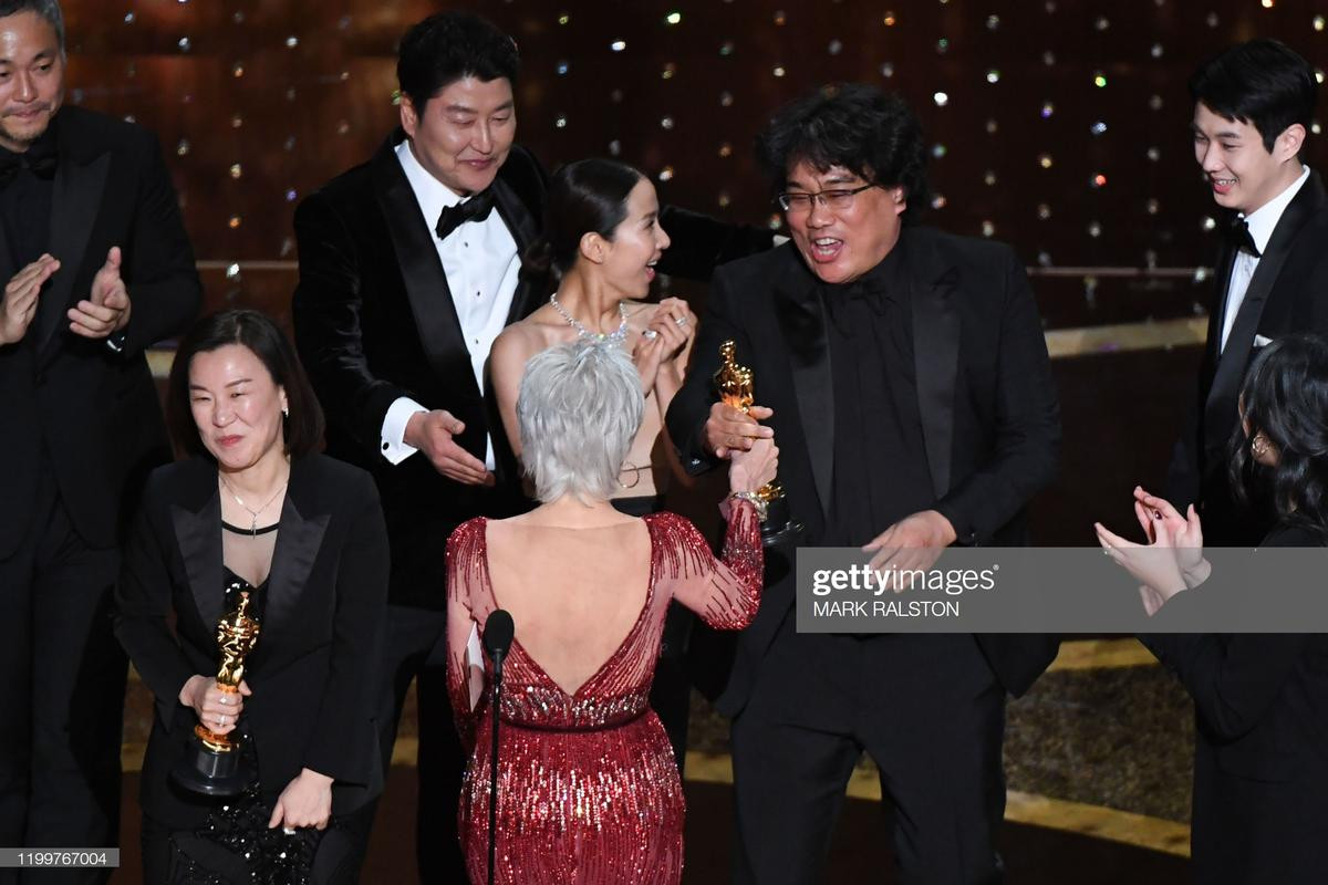 Oscar 2020: Phim ‘Ký sinh trùng’ làm nên kỳ tích cho điện ảnh Hàn Quốc khi giành giải Phim hay nhất Ảnh 12