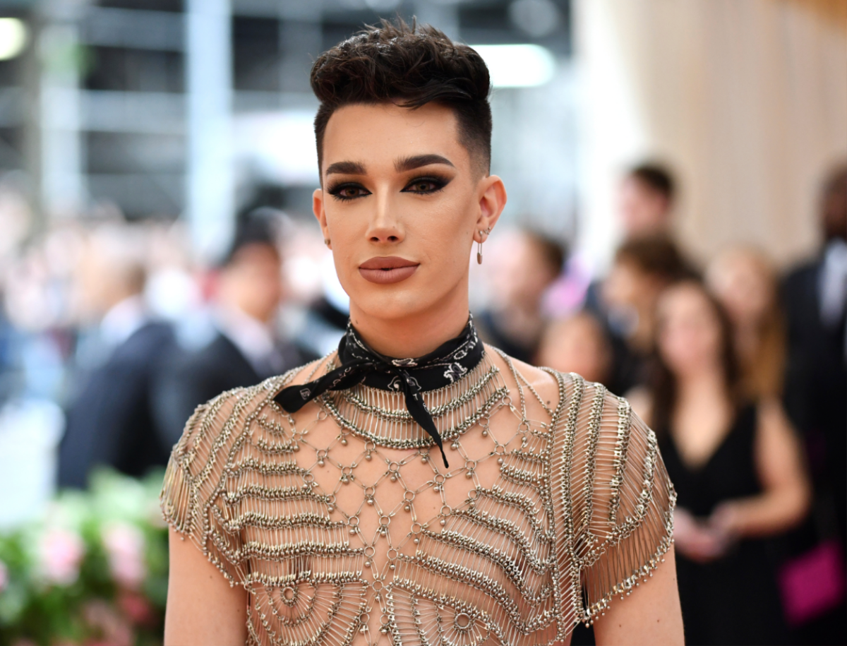 Youtuber James Charles lên kế hoạch tung dòng mỹ phẩm riêng, trở thành đối thủ của Jeffree Star, Jaclyn Hill Ảnh 1