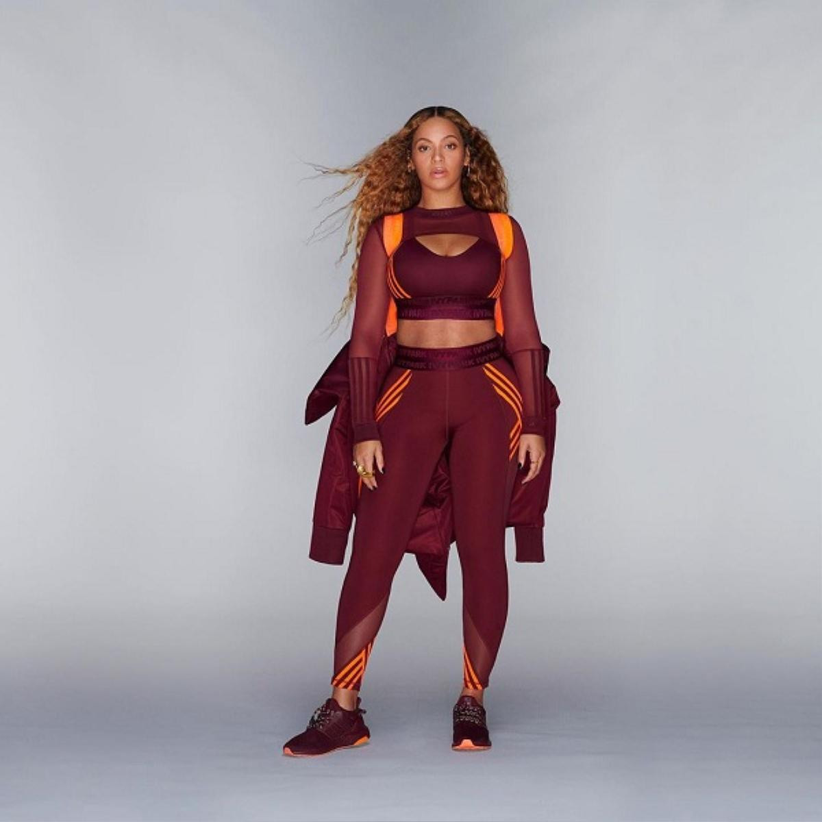 Chi Pu đụng hàng Beyonce trong style thể thao kín bưng nhưng 'quần tuột' Ảnh 3