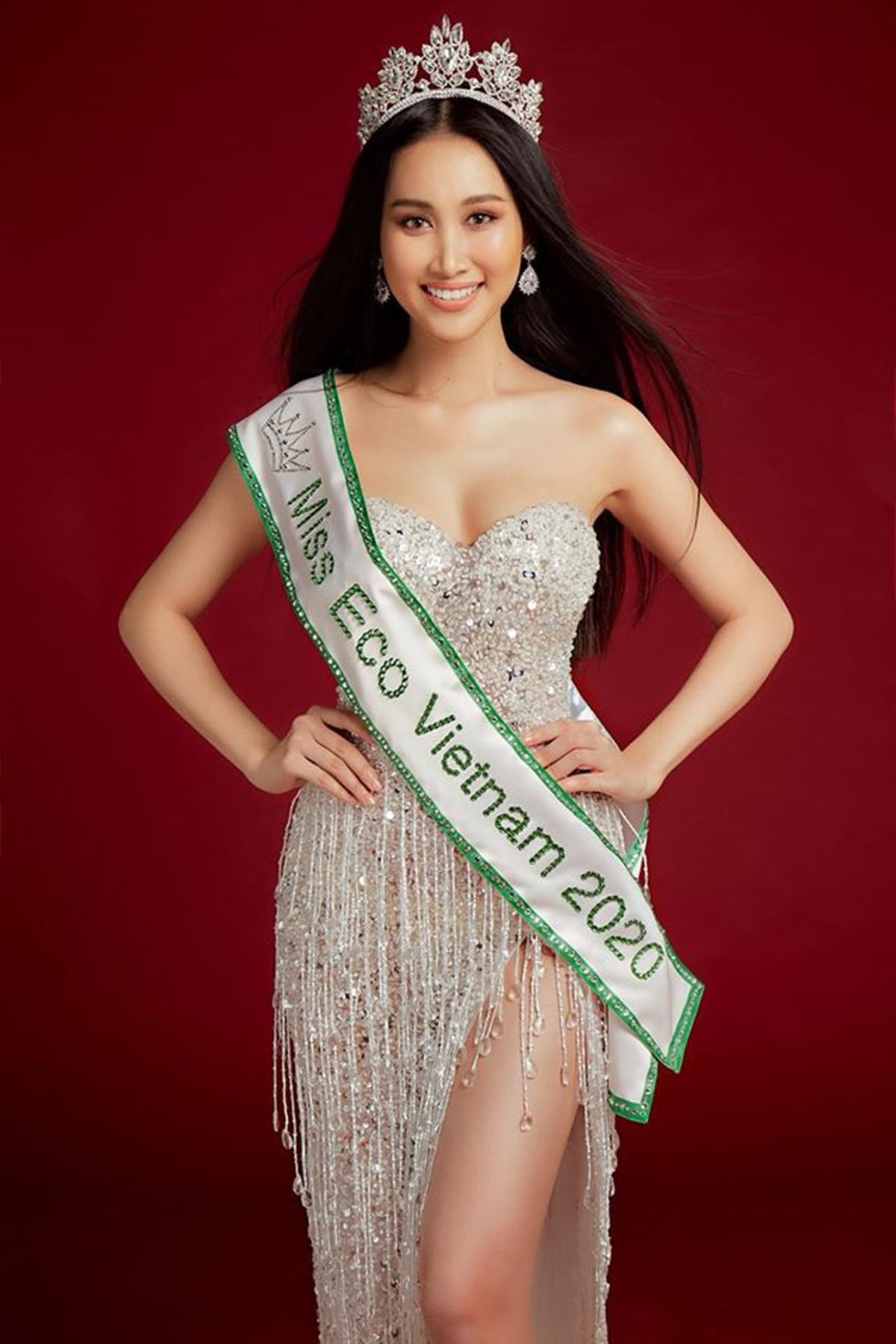 Hoa khôi miền Trung Đoàn Hồng Trang chính thức đại diện Việt Nam dự thi Miss Eco International 2020 Ảnh 1