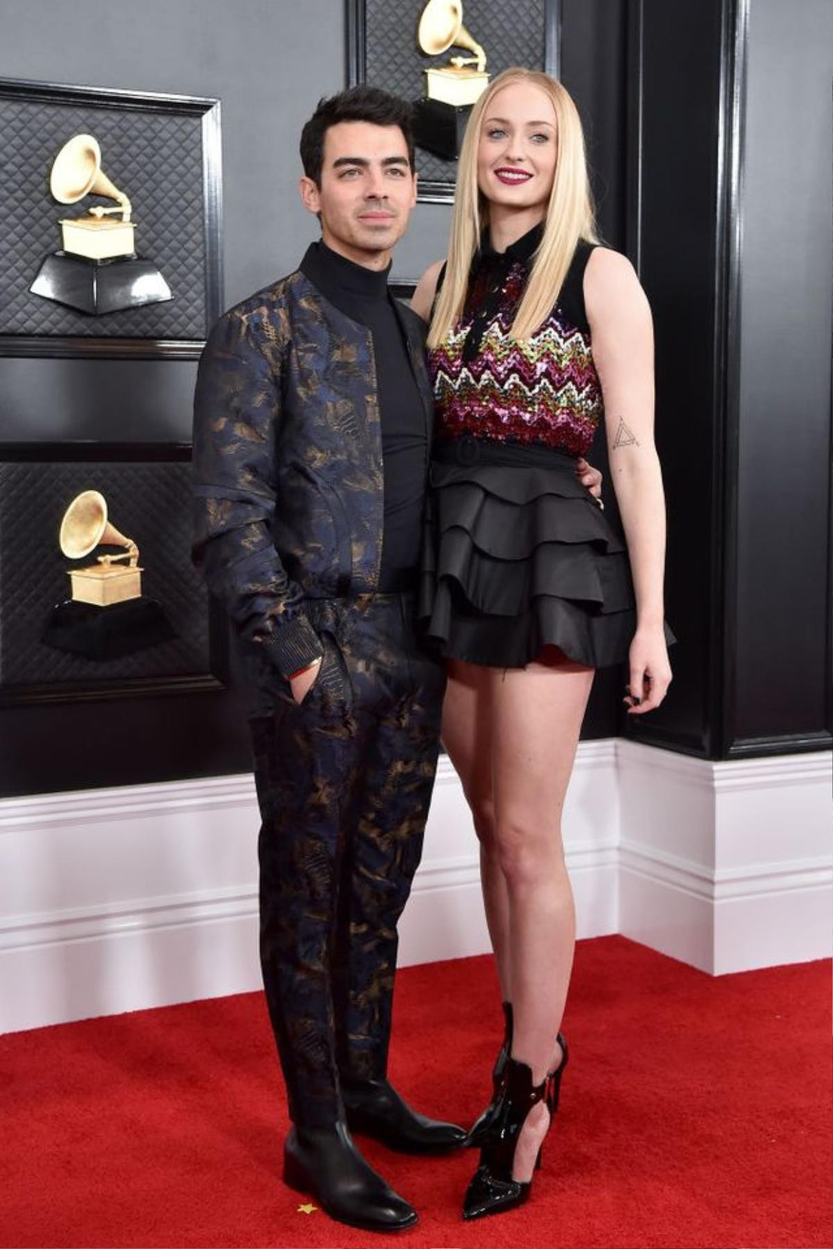 Vợ chồng trẻ Joe Jonas và Sophie Turner sắp có con đầu lòng Ảnh 2