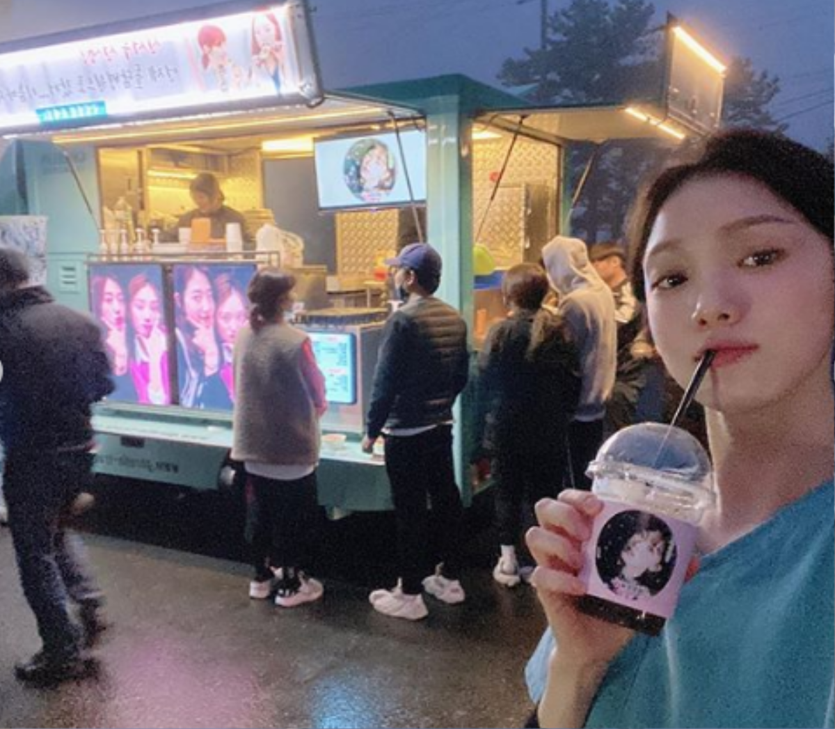 Dù chuyển chỗ làm hay thay tên đổi họ, Lee Sung Kyung vẫn được Park Shin Hye gửi quà Ảnh 5