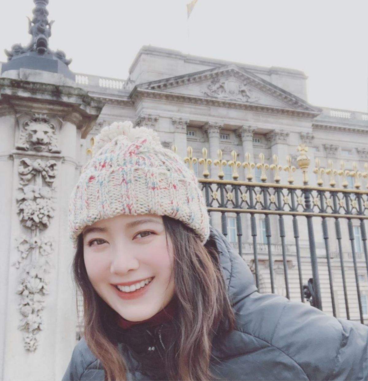 Sau lùm xùm kéo dài hơn 6 tháng với chồng cũ, Goo Hye Sun đăng ảnh rạng rỡ tại Anh Ảnh 2