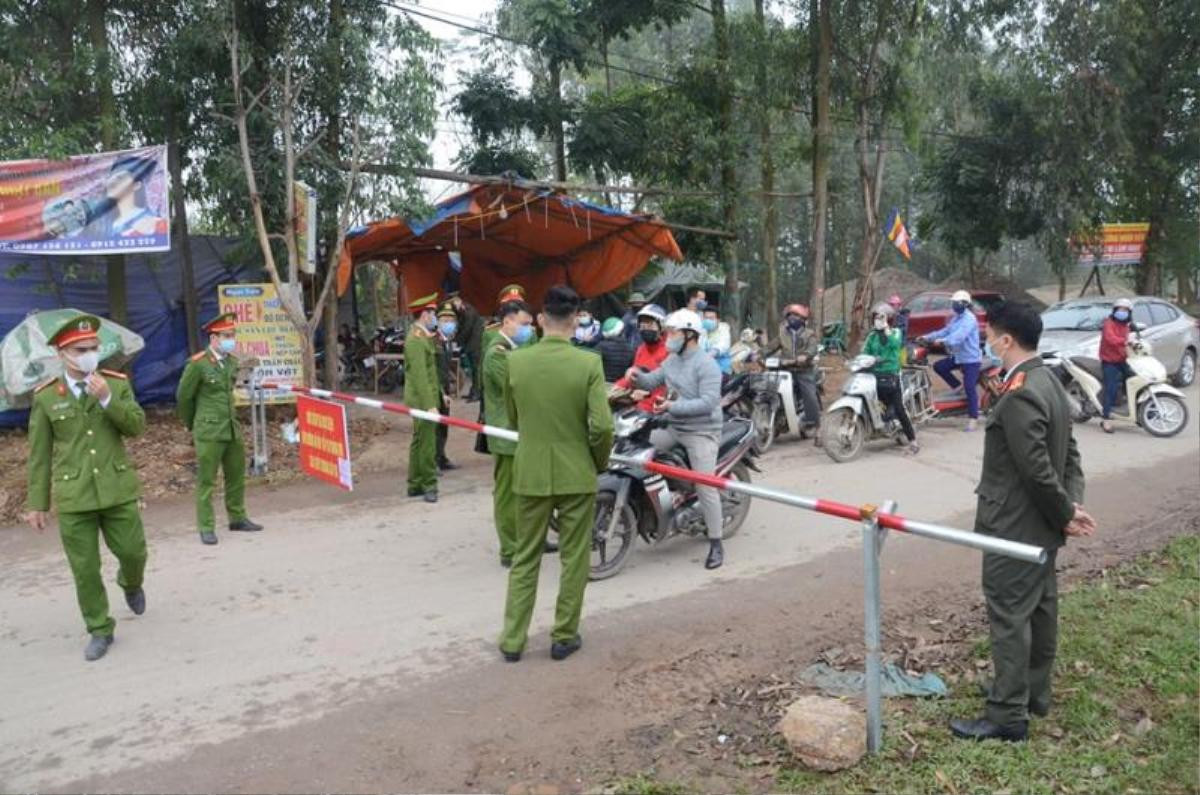 Ba mẹ con trở về từ Vĩnh Phúc bỏ đi khi đang bị cách ly tại Hà Tĩnh Ảnh 1