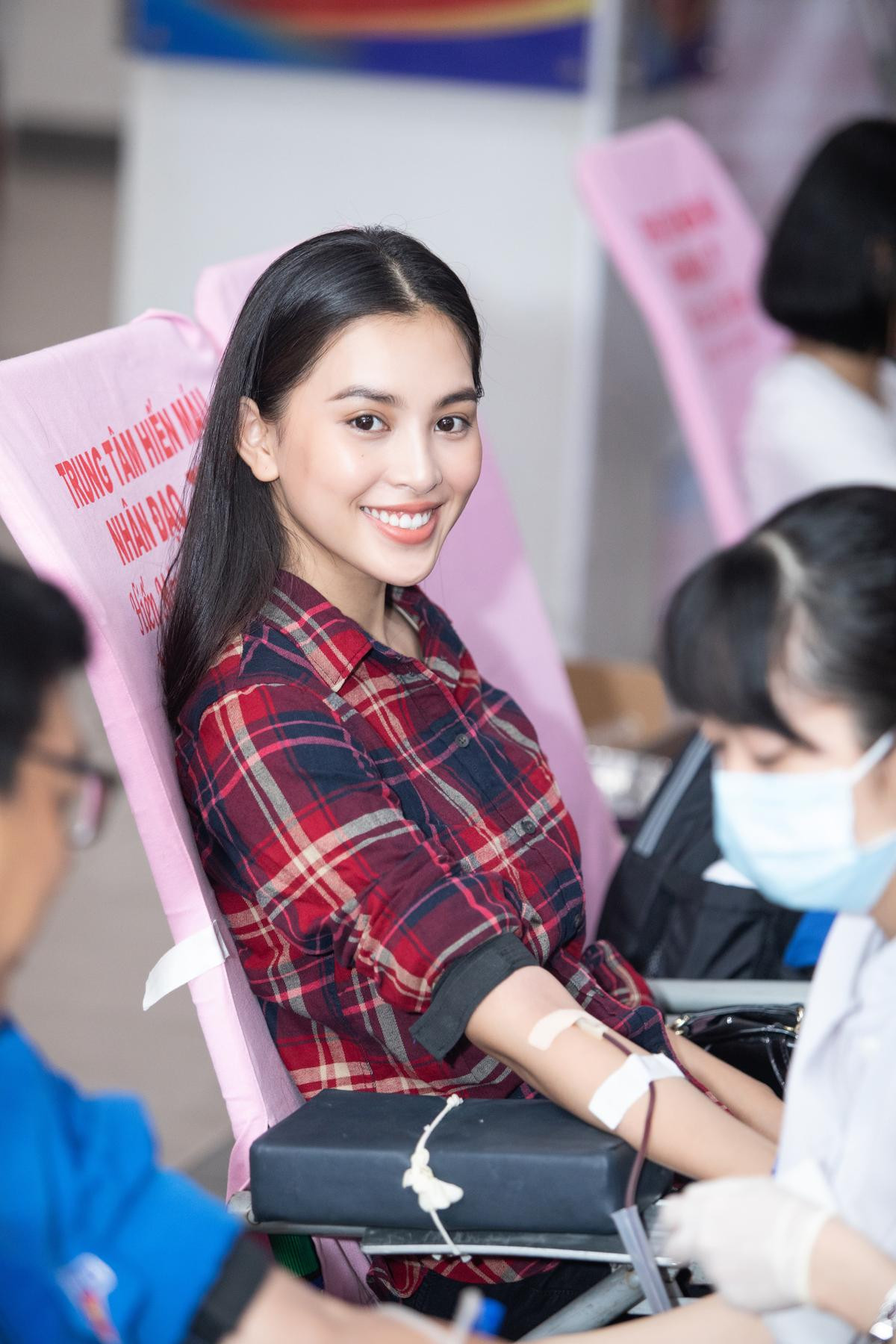 Khoe nhan sắc ngọt ngào, Hương Giang được fan chờ đợi 'tái xuất' Miss International Queen 2020 Ảnh 6