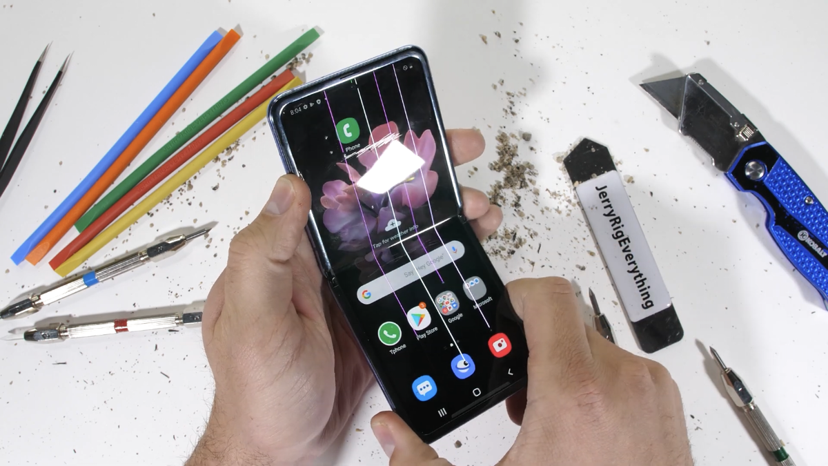 'Samsung không hề nói dối về màn hình Galaxy Z Flip' Ảnh 2