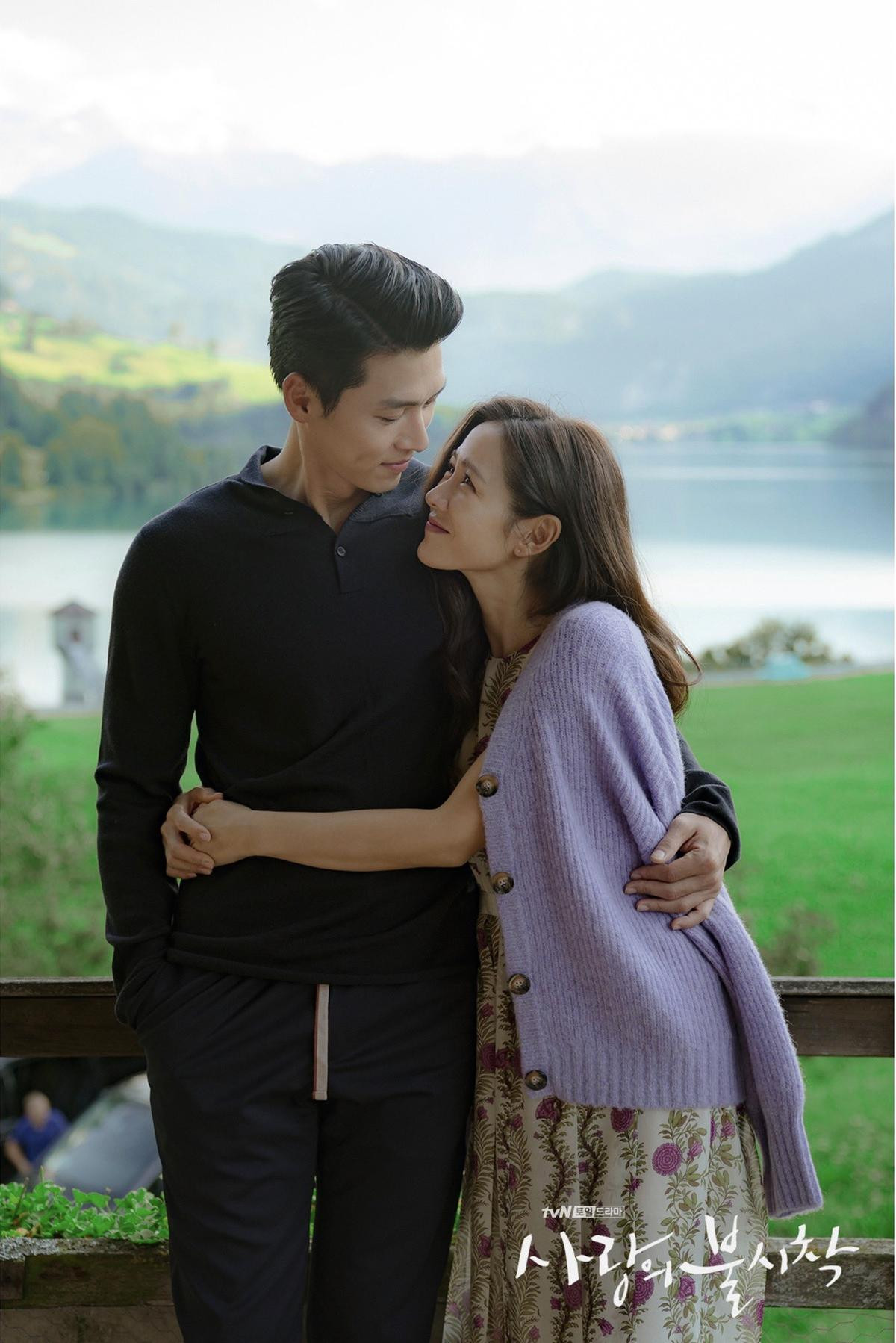 Knet: Vẫn đang hẹn hò, nhưng đây là lý do Hyun Bin phủ nhận yêu Son Ye Jin Ảnh 6