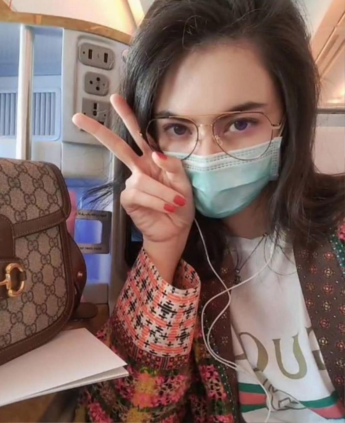 IU, ma nữ Thái Mai Davika sành điệu, dát đầy đồ hiệu tại sân bay lên đường sang Milan tham dự show Gucci Ảnh 6