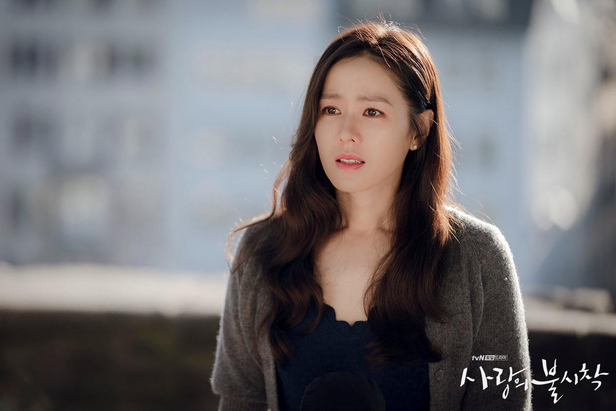 'Tiểu Son Ye Jin' dự bén duyên cùng Yoon Shi Yoon trong phim mới Ảnh 6