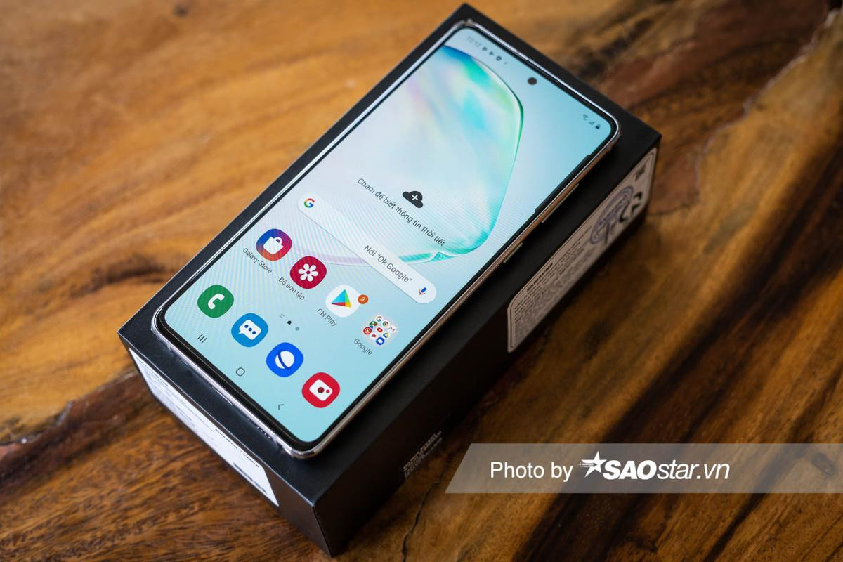 Mở hộp Galaxy Note10 Lite: Phiên bản 'nhỏ nhưng có võ' của Note10! Ảnh 1