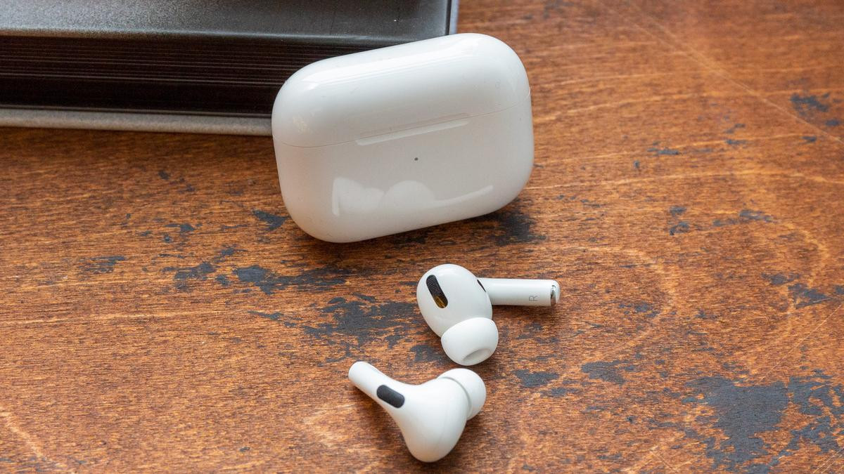 Apple lại nghĩ ra cách móc túi người dùng mới với dòng tai nghe AirPods Ảnh 1