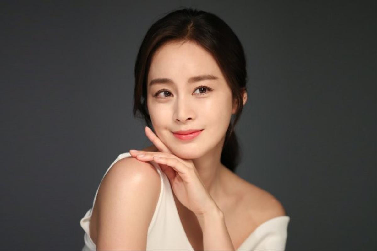 'Hi Bye, Mama' đánh dấu sự trở lại của đệ nhất mỹ nhân xứ Hàn Kim Tae Hee Ảnh 8