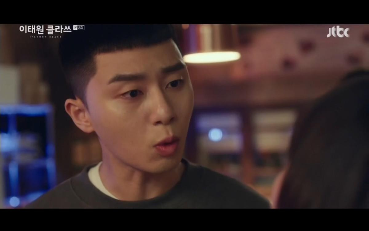 'Tầng lớp Itaewon' tập 8: Kim Da Mi phản bội Park Seo Joon sau khi bị đuổi việc? Ảnh 28