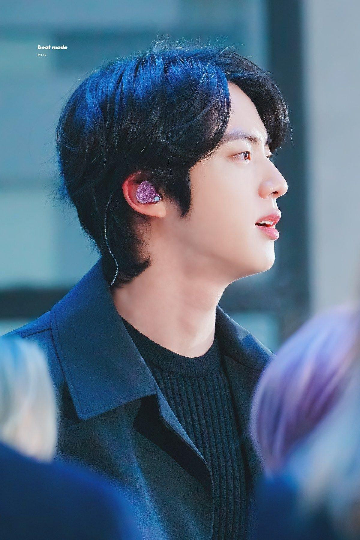 Để tóc mullet, Jin (BTS) khiến trái tim fan girl chao đảo vì đẹp trai 'không lối thoát' Ảnh 5