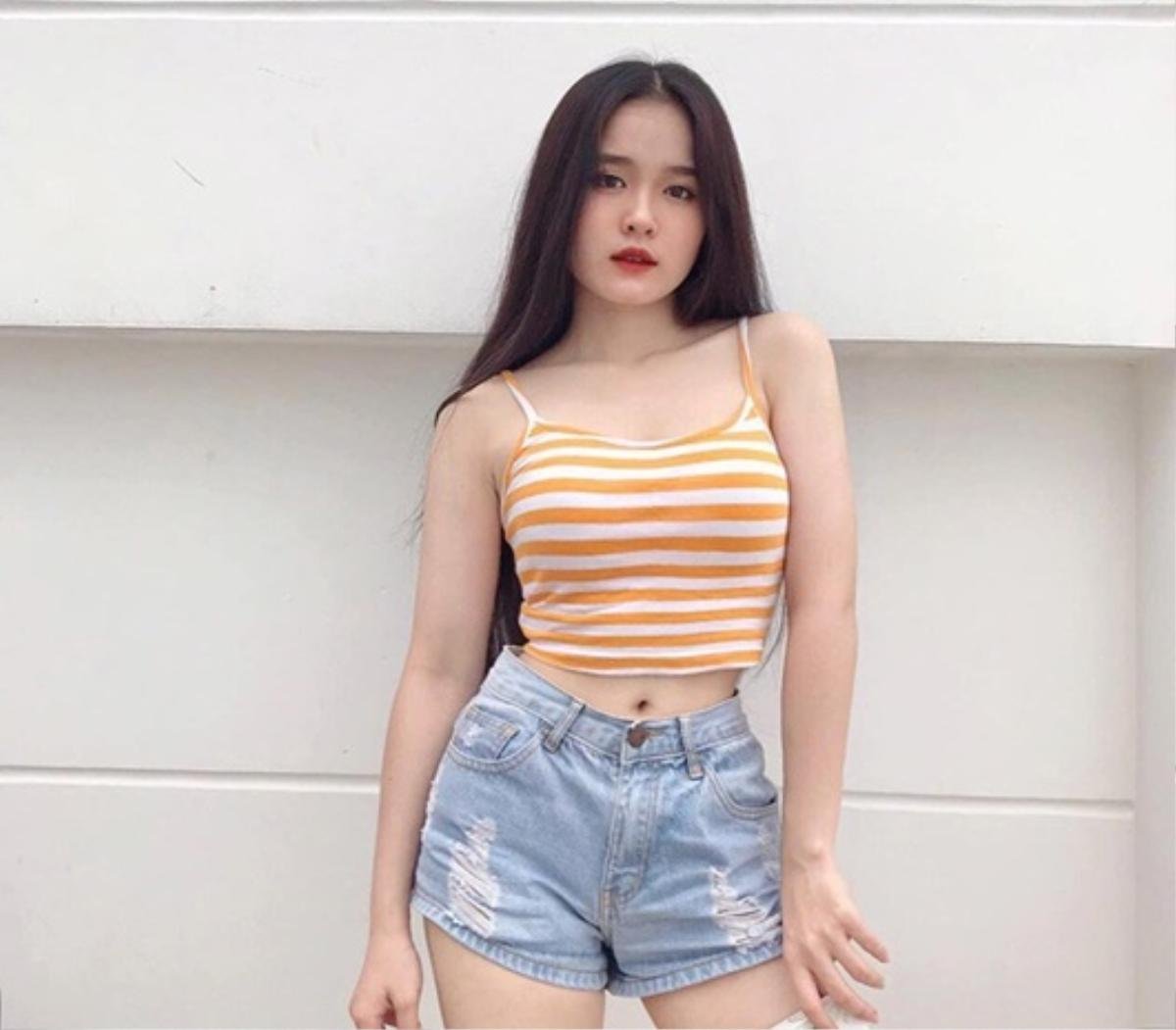 Cô bé mũm mĩm Ngọc Yến trong Gia đình phép thuật gây bất ngờ với màn lột xác thành hotgirl có phong cách thời trang nổi bật