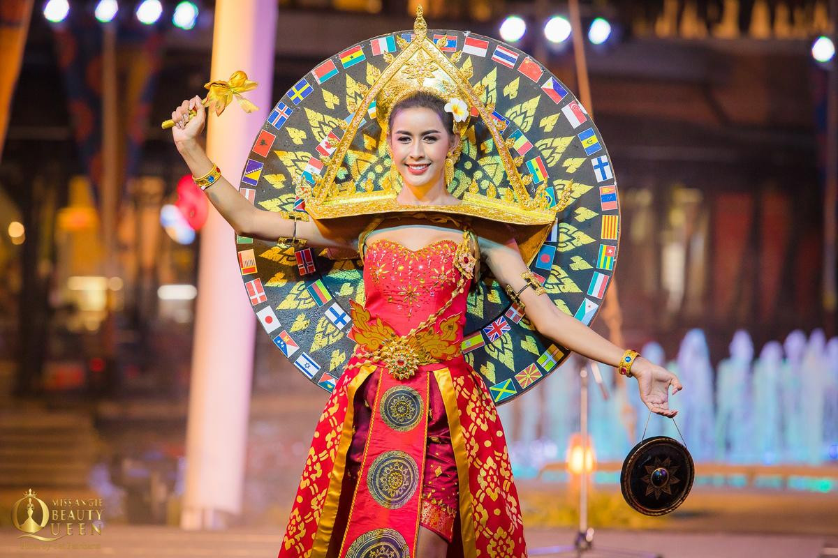 10 trang phục dân tộc đẹp nhất Miss International Queen 2020: Bà Triệu của Hoài Sa khó thắng giải