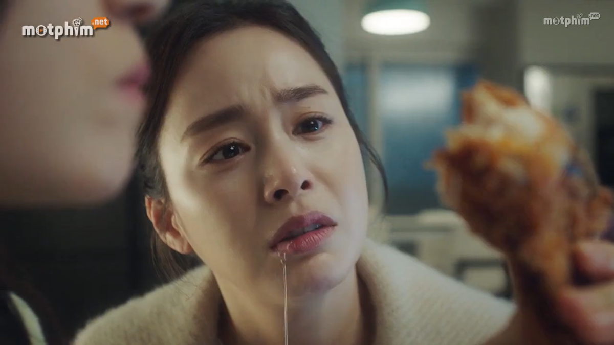 Hi Bye, Mama tập 3: Kim Tae Hee hóa thực thần, ăn gà rán ngon lành như TVC quảng cáo Ảnh 7