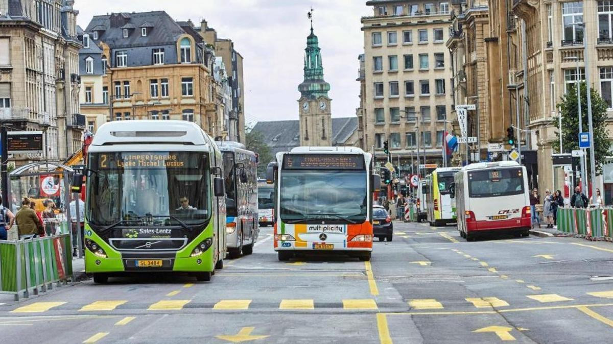 Luxembourg trở thành quốc gia đầu tiên trên thế giới cho người dân đi xe công cộng miễn phí Ảnh 3