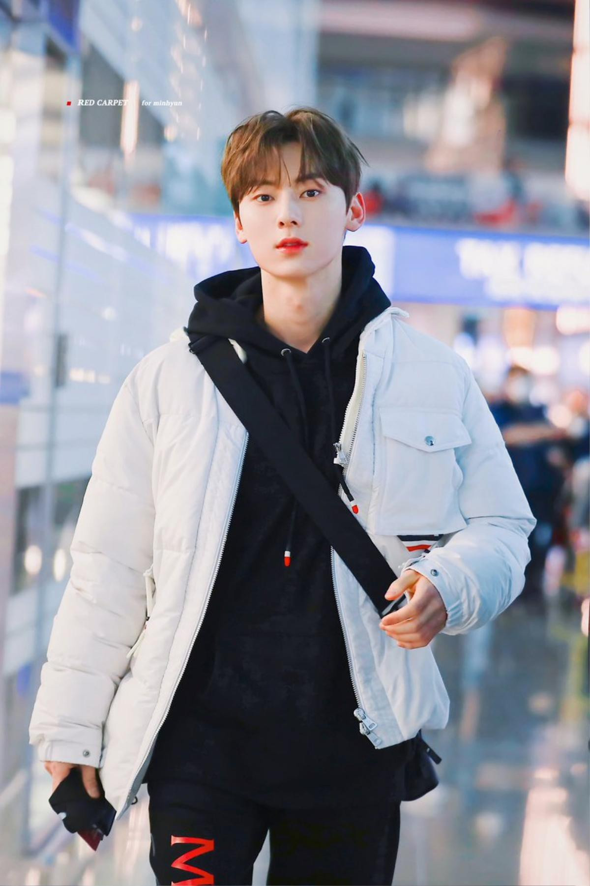 Sau Hwang Minhyun, rộ tin Han Ye Seul nhiễm Covid-19: Song Hye Kyo, IU, Lisa và Park Min Young sẽ là người tiếp theo! Ảnh 3