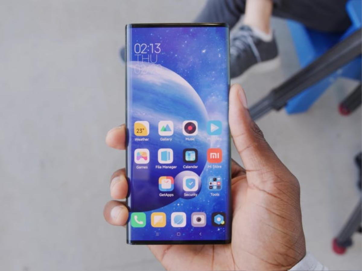 Cận cảnh chiếc smartphone có màn hình bao quanh thân máy của Xiaomi Ảnh 1