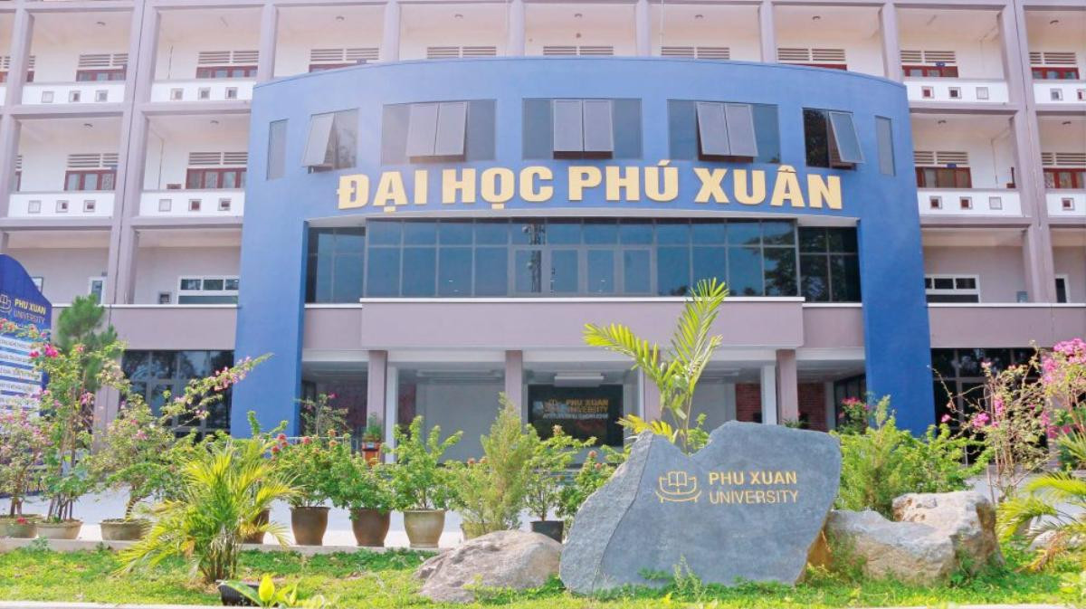 Nghỉ học đến hết tháng 3 vì dịch COVID-19, Hiệu trưởng ĐH Phú Xuân viết tâm thư gửi đến sinh viên gây xúc động Ảnh 2