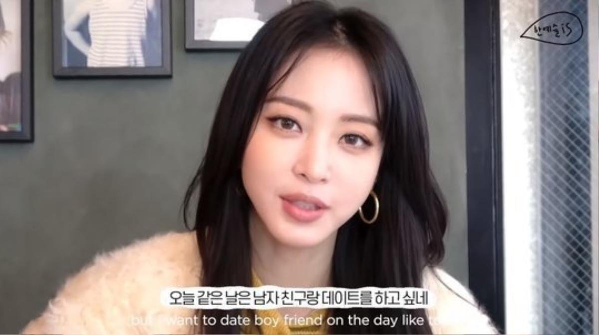 Han Ye Seul than ế vì không ai tán tỉnh, Knet: 'Đẹp trai và giàu như Hyun Bin mới tán đổ' Ảnh 1