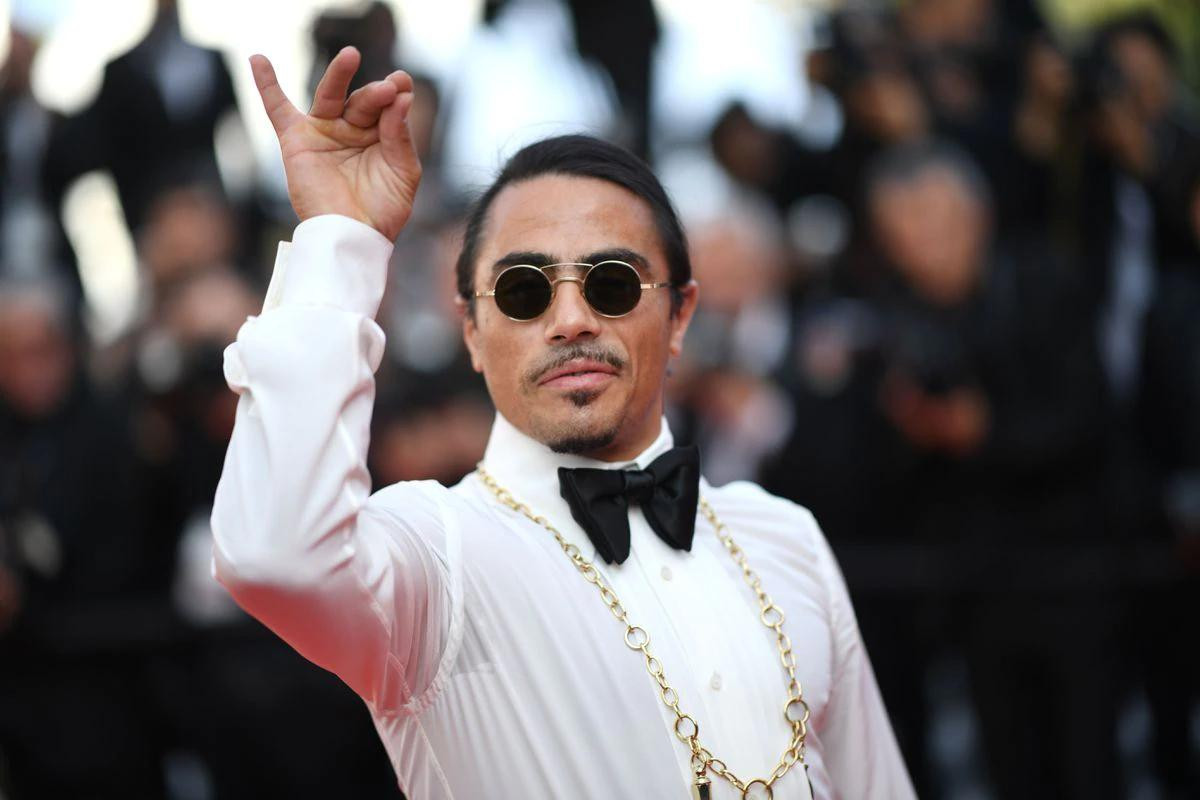 Salt Bae, 'thánh rắc muối' từng phục vụ cô gái nhiễm corona tại Hà Nội là ai? Ảnh 3