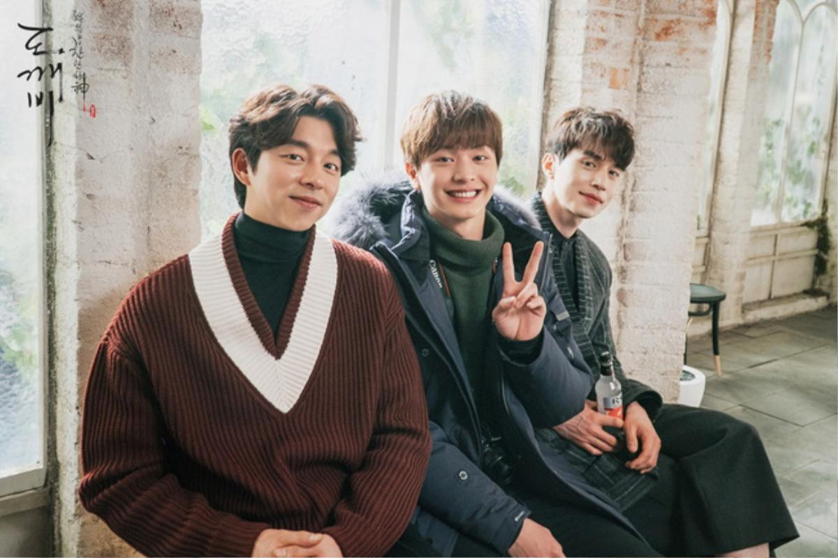 Yook Sung Jae chỉ ra điểm khác biệt giữa Gong Yoo và Lee Dong Wook khi quay phim 'Goblin' cùng với họ Ảnh 1