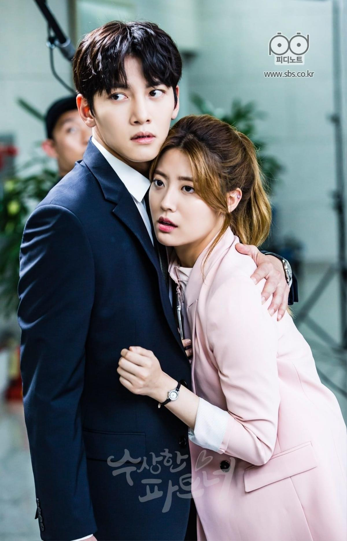 Diễn viên có chemistry tốt nhất với Ji Chang Wook: Ngoài Ha Ji Won, Park Min Young, Nam Ji Hyun thì còn có người này bất ngờ được réo gọi! Ảnh 16